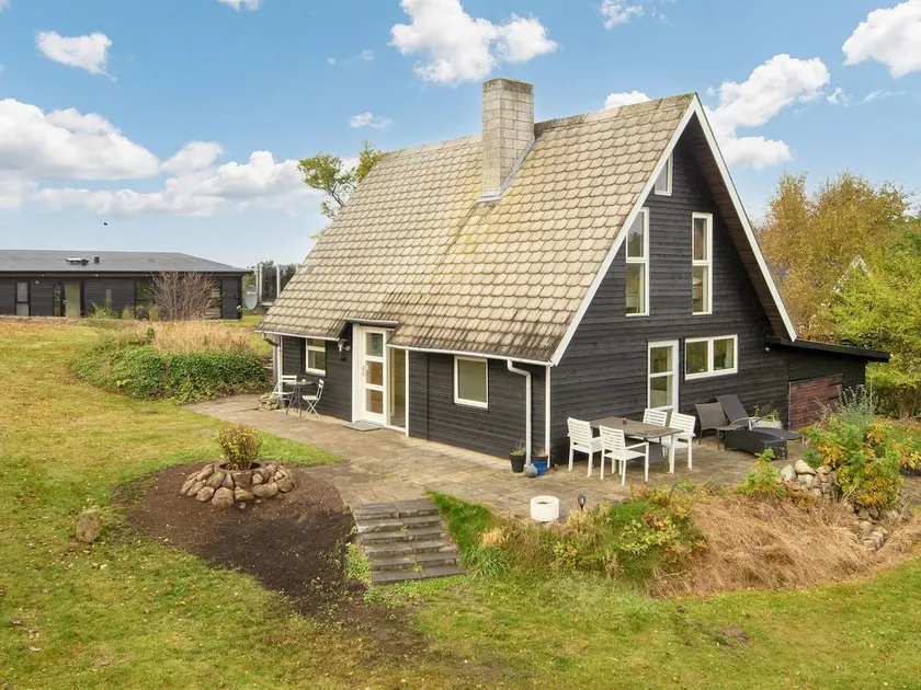 6 person holiday home in Ebeltoft - Image 1