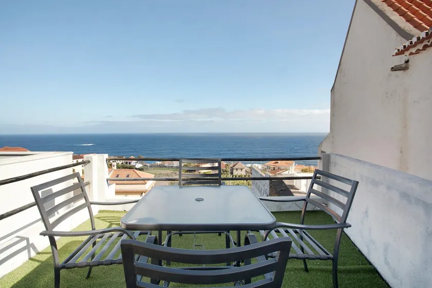 Seaside Haven - Soulful Stays - Image 1