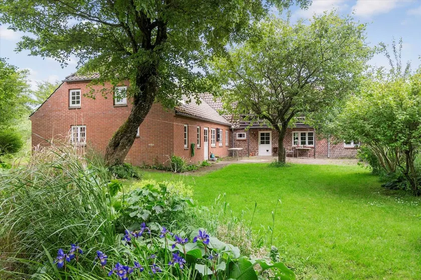 Historical Bullfinch Cottage - Amazing Day Trips! - Image 1