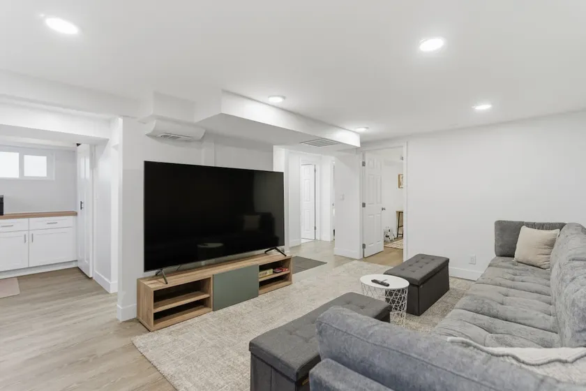 Bright 2BR w Tempur-Pedic — 10 Min to SLC & Nature - Image 1