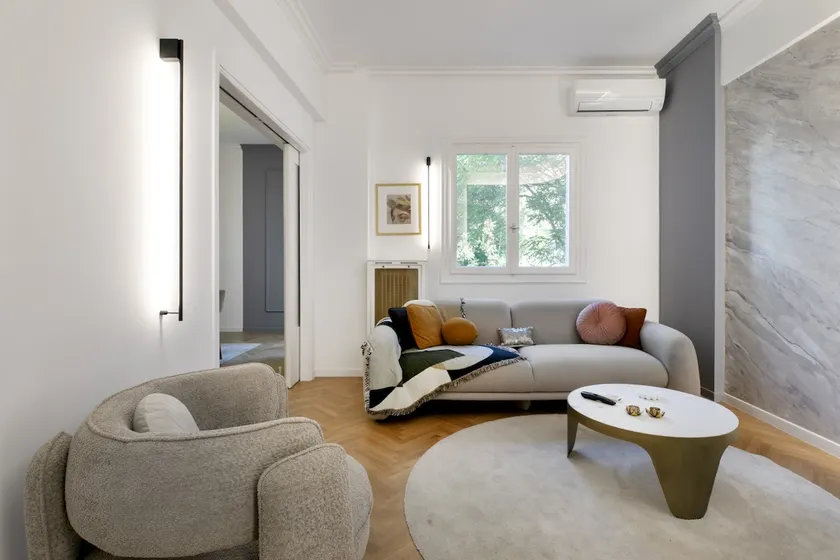 Elysia - Crafted 2-Bedroom Apt & Balcony in Athens - Image 1
