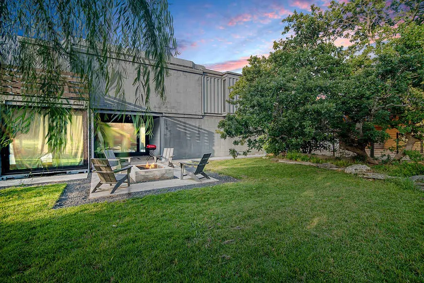 Luxury 4-Bedroom Container Home, Hot-Tub & Firepit - Image 1