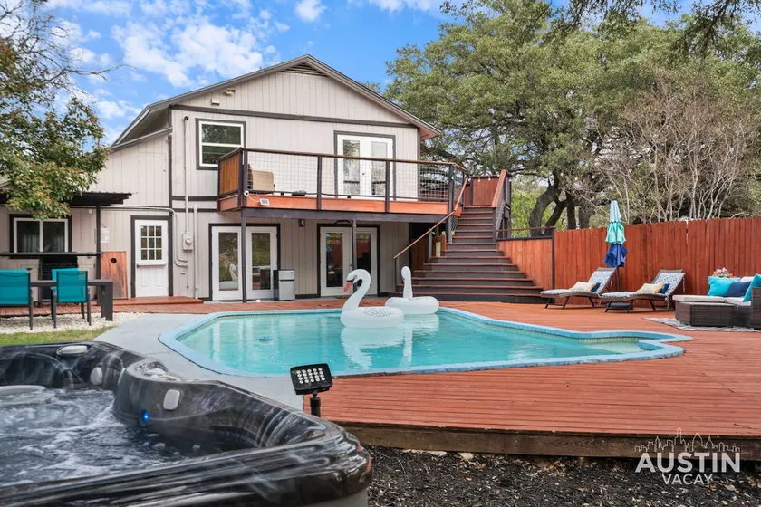 Modern Pool House + Hot Tub, LK Travis | Pets OK! - Image 1