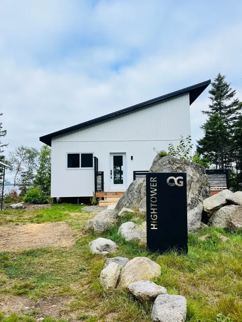 Hightower Luxury Lakefront Chalet - Image 1