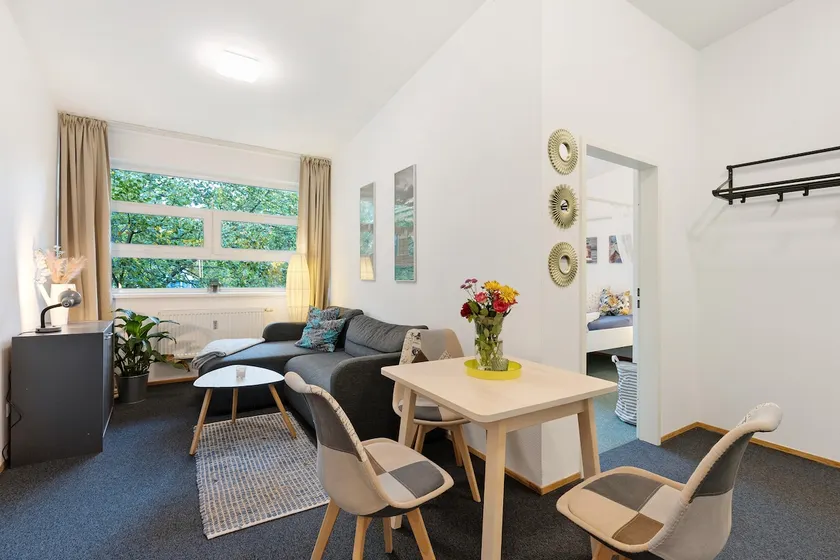 Albrechtshof Apartment 3 - Image 1