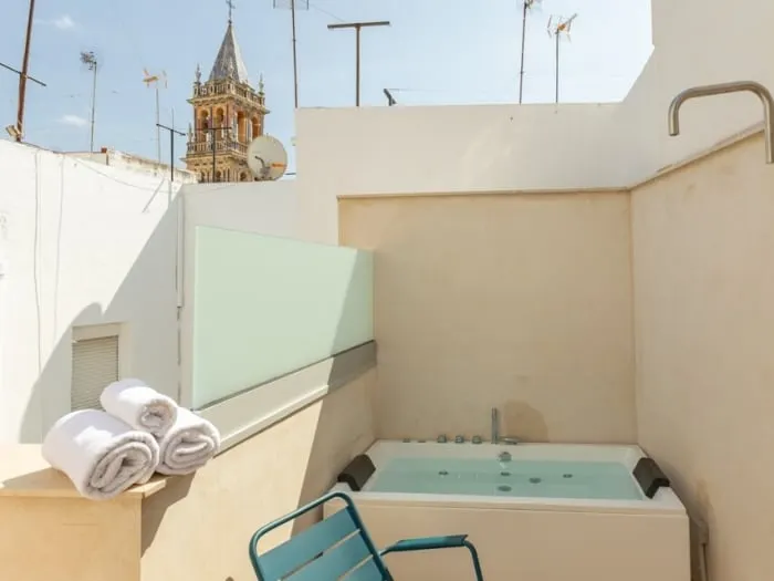 ISG Apartments: Essence of Triana 4 - Image 1