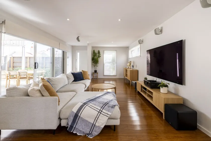 Modern 3BR Executive Townhouse in CBD, Mibnb - Image 1