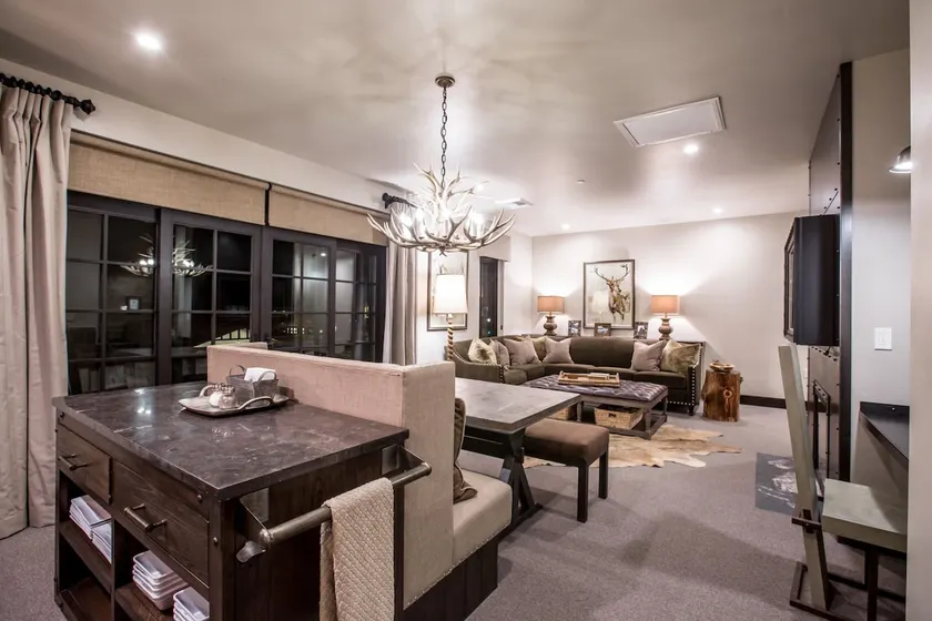 Luxury Suite 204, Downtown Whitefish! - Image 1