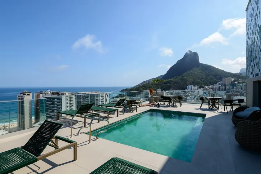 Luxurious Apart-Hotel overlooking Dois Irmãos! - Image 1