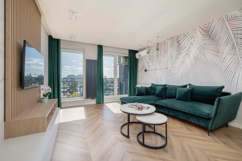 Air Conditioned Apartment in Tychy with Parking and Desk by Noclegi Renters - Image 1
