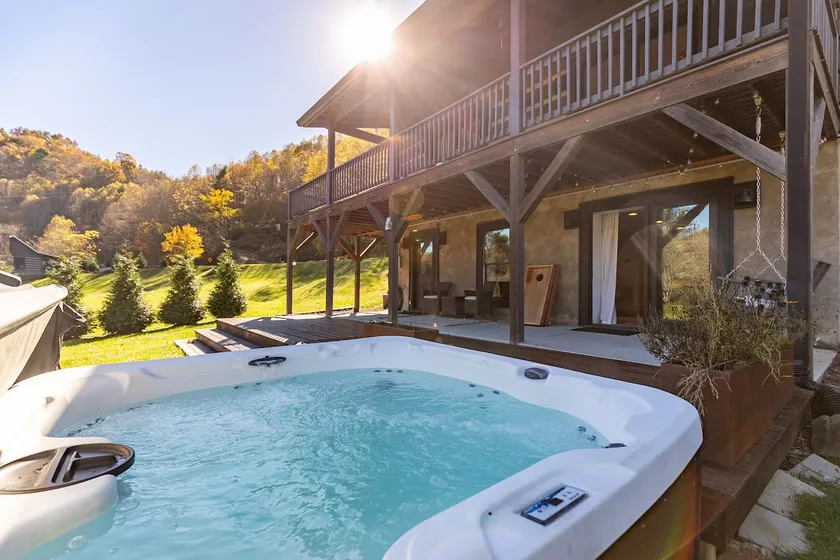 Copper Cabin - modern cabin along Cove Creek, hot tub, fire pit - Image 1