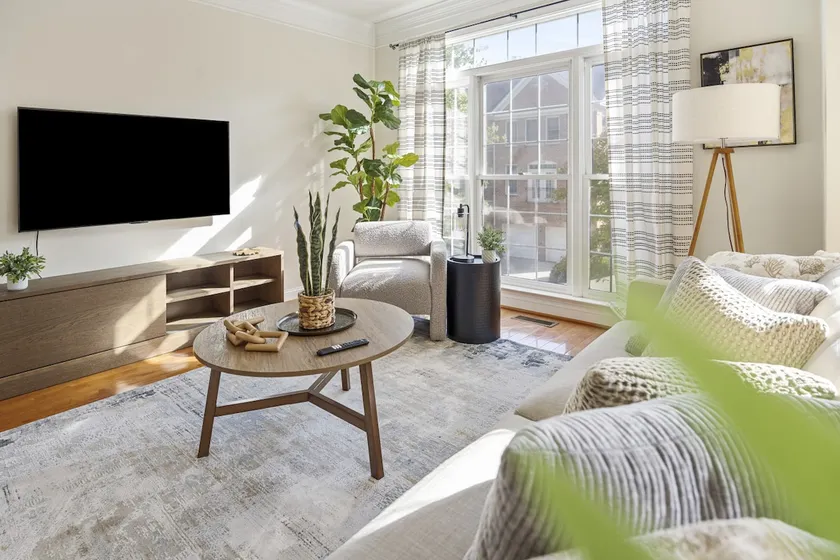 Rockville Oasis | Home Theater | Dog Park - Image 1