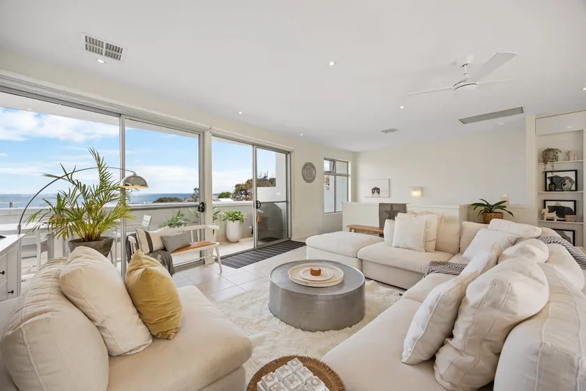 Summer Salt - Stylish Beachside Escape for Families - Image 1