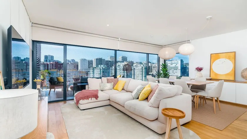 Miraflores Modern Apt with Balcony by LovelyStay - Image 1
