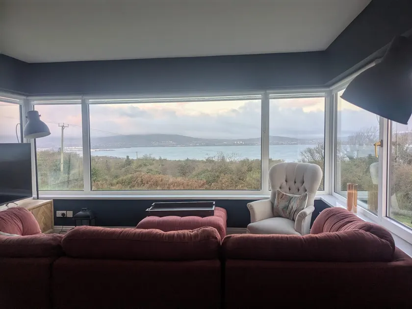 Lough Views | Modern 2BR Holywood | Parking - Image 1
