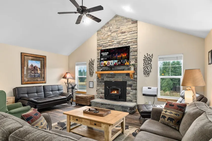 Raintree at Roslyn Ridge - Cozy Retreat - Image 1