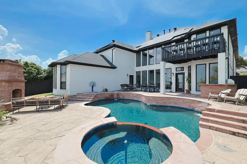 5BR Lakefront Luxury | Pool, Dock & Views - Image 1