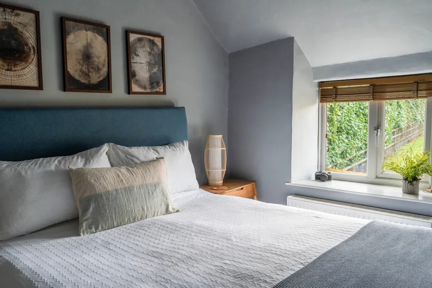 Charming 17th Century Cotswold Cottage - Image 1