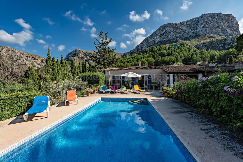 Cas Forner - Estate with a pool in La Colònia - Image 1