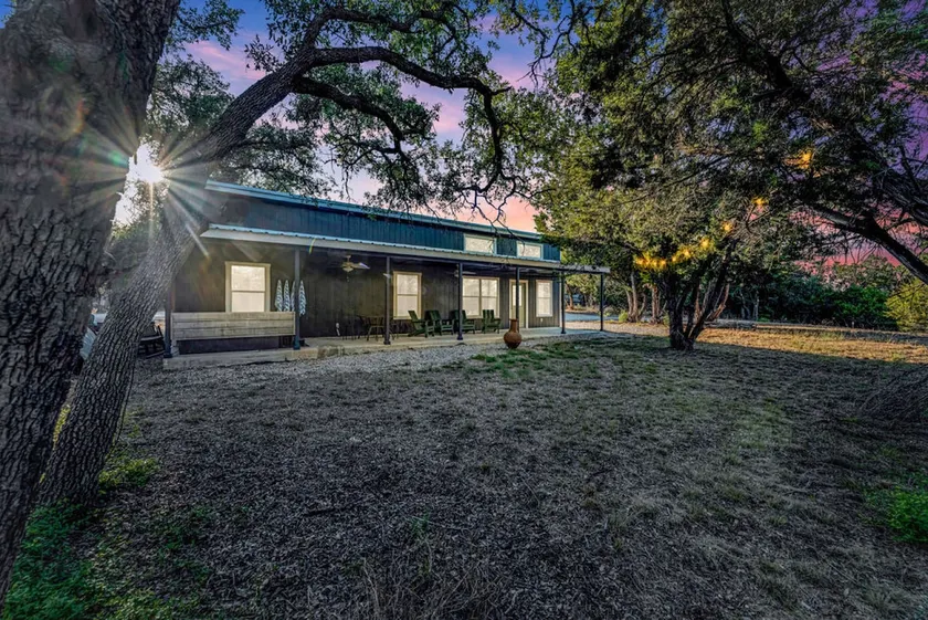 2 BR Lodge | Hot Tub | Fire Pit | Near Wineries! - Image 1