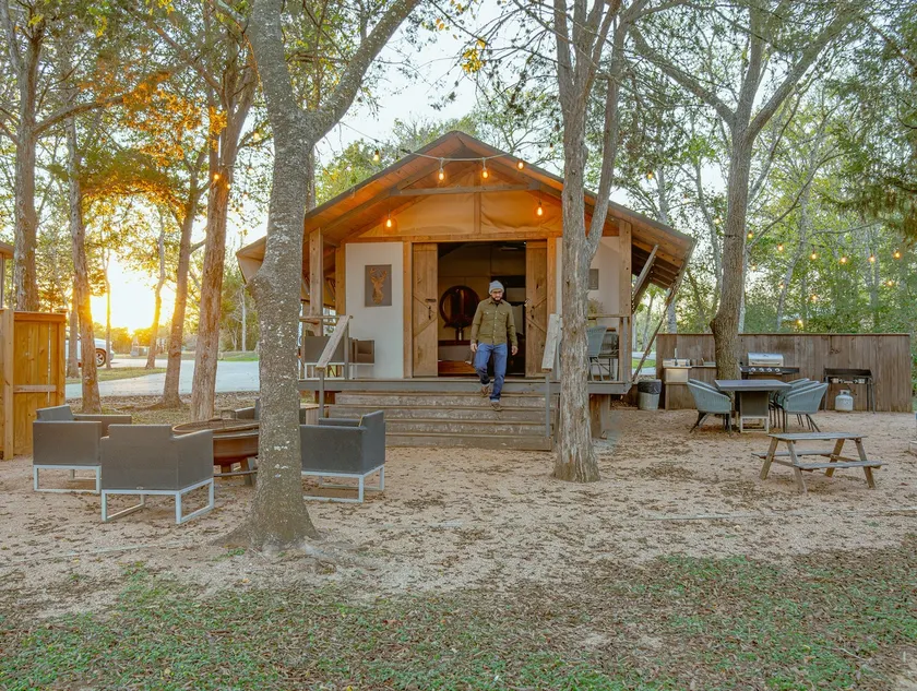 Lakefront Cabin | Cowboy Pool | Lake Bastrop - Image 1