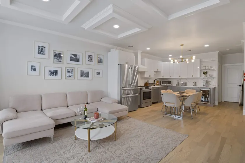 Elegant 2BR-2BA Spacious Escape with Rooftop Near - Image 1