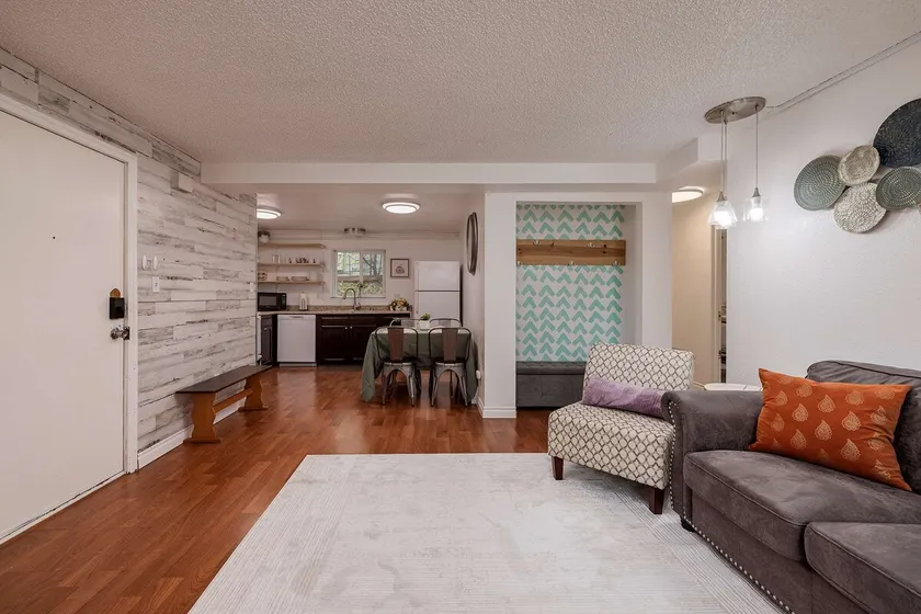Central 2BR Anchorage Adventure Hub - Image 1