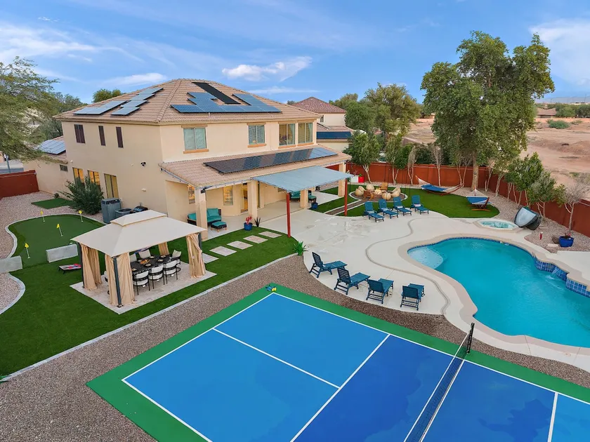 Bora Bora! Pool, Spa, Pickleball, Theater, Firepit - Image 1
