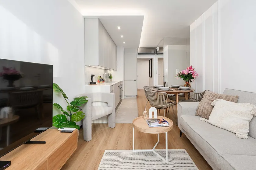 Lumina I Comfort 4-room Apartment with Parking I Balcony I AC I Sauna - Image 1