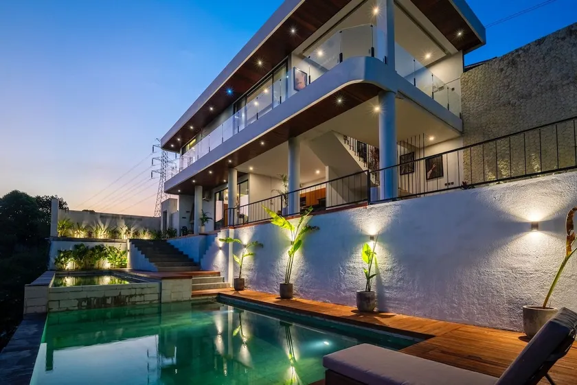 3BR Jungle View Villa | Private Pool & Bathtub - Image 1