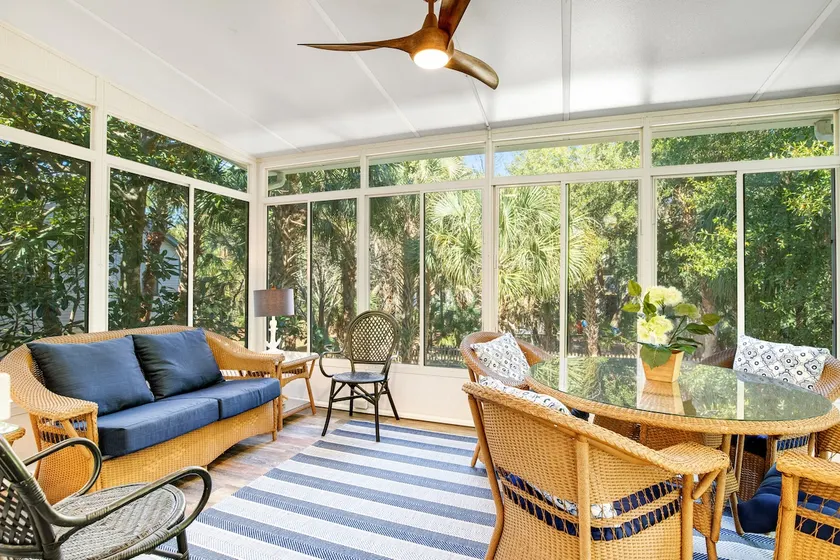 Palmetto-lined home w/ porches, yard & near beach - Image 1