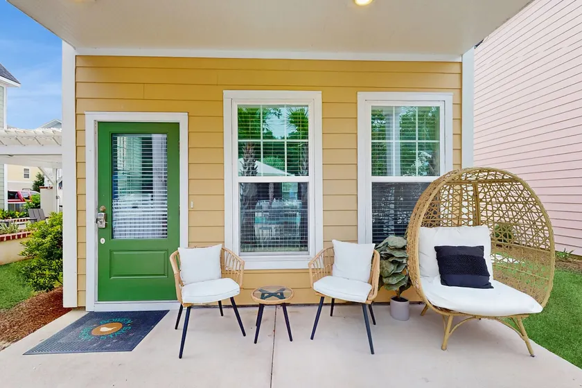 Modern 3BR pet-friendly resort cottage w/ poo - Image 1