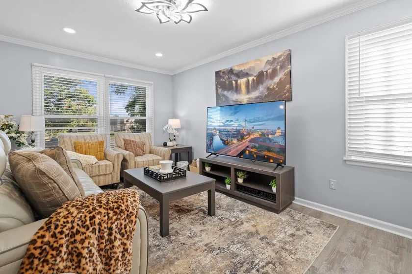 Modern Family Duplex Gateway by YDSH GuestMind - Image 1