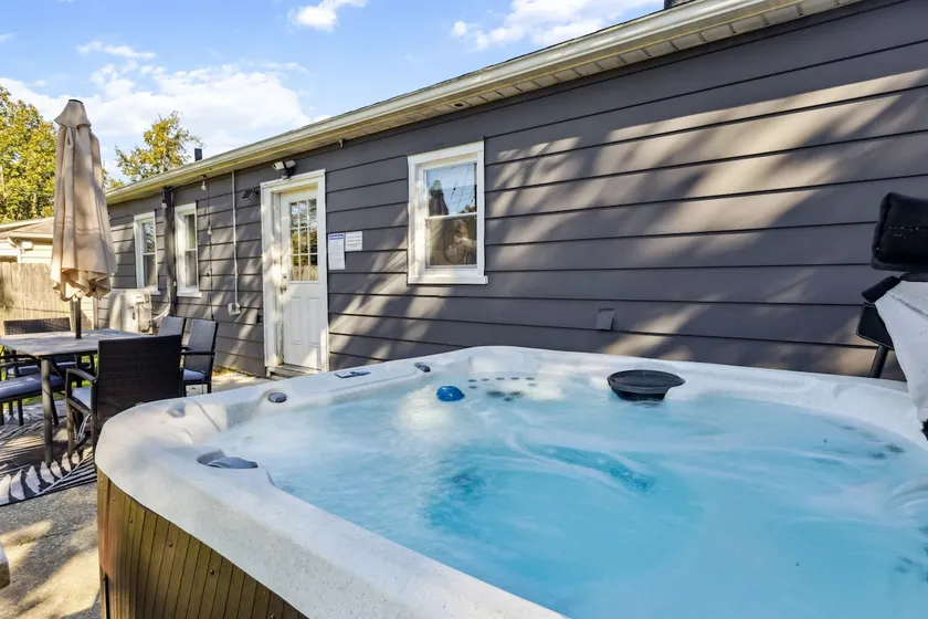 Relax & Recharge • Private Hot Tub + Games + Patio - Image 1