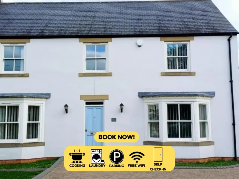 The Green House Durham Sleeps 12 with AmpleParking - Image 1