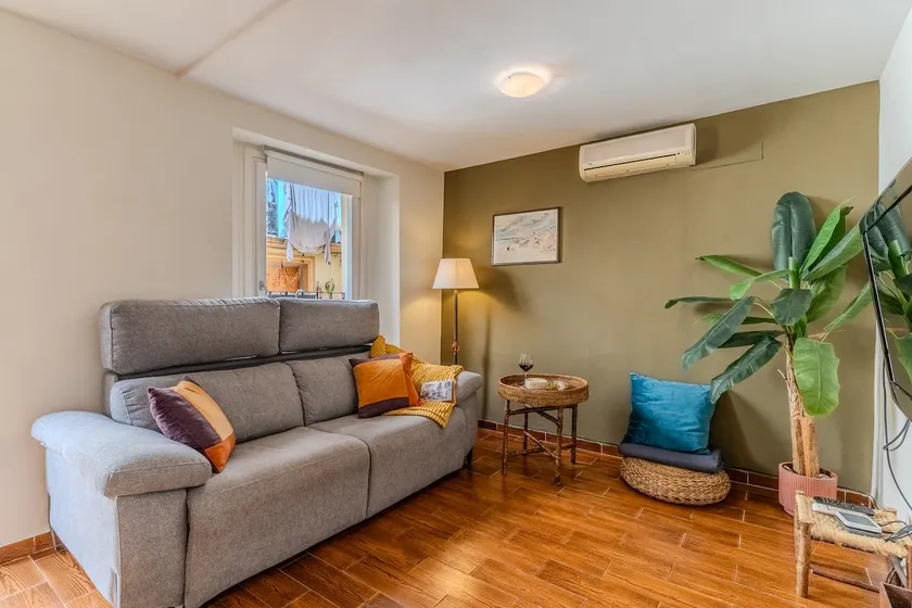Comfortable and family-friendly · Fully equipped kitchen + Wi-Fi (Nid) - Image 1