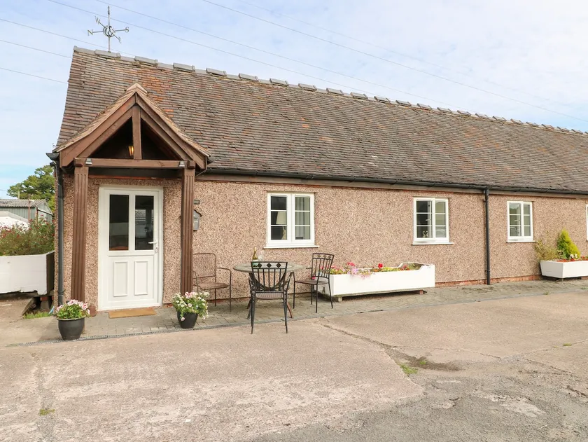 The Hereford Lodge - Image 1