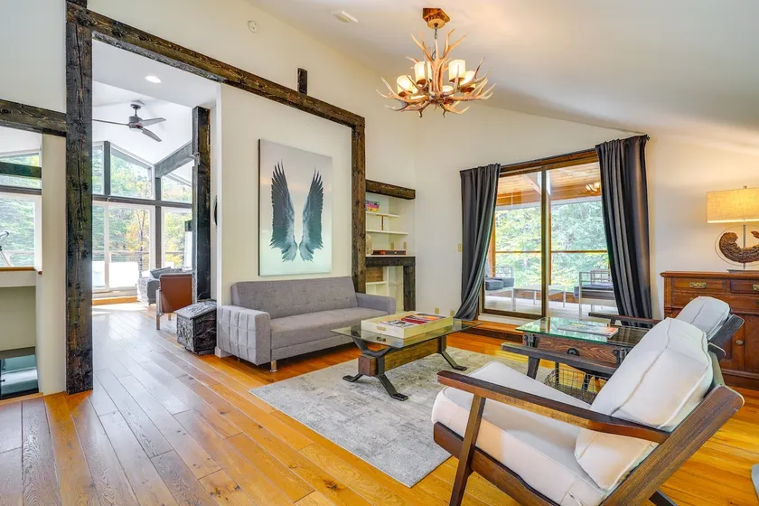 Luxe 5,000 Sq Ft Retreat: 5 Mi to Stratton Resort - Image 1