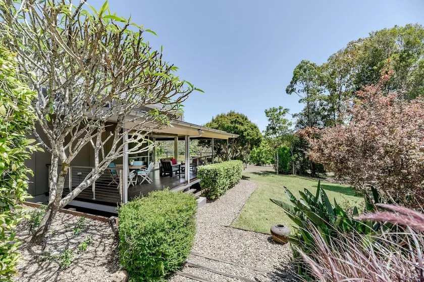 Fortuna Bushland Retreat 20 min from Noosaville - Image 1
