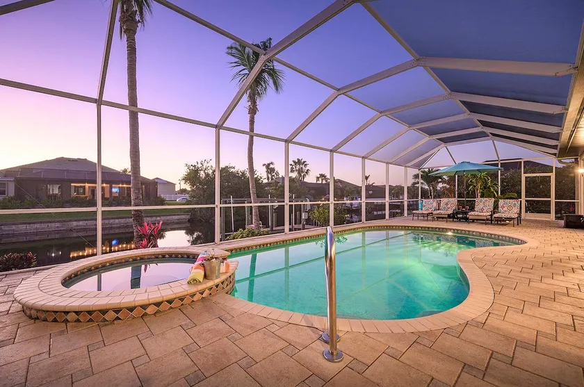 SW Cape Coral | Accès au Golfe | Avec 2 kayaks, 2 vélos et bureau séparé - Image 1