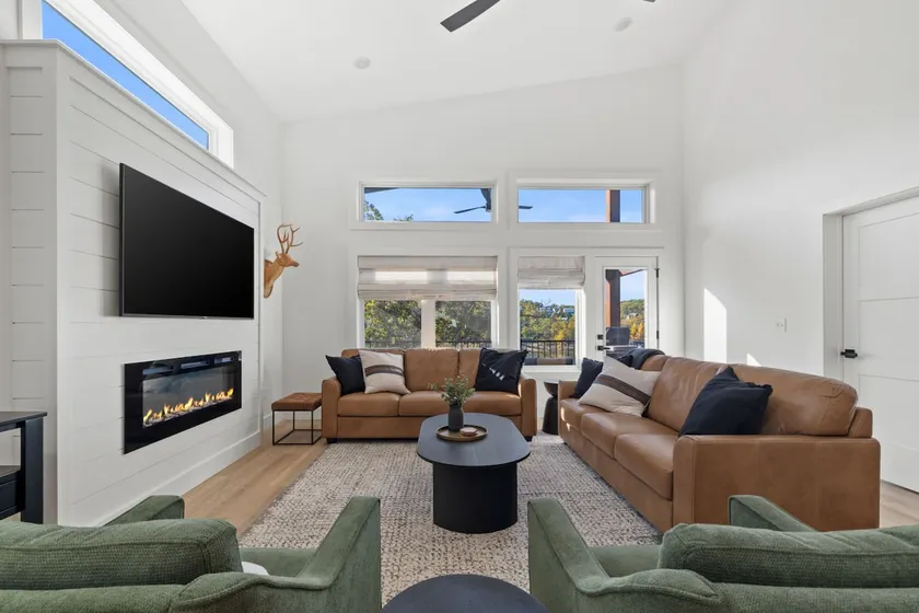 Lakefront Escape | 2 Living Rooms, Hot Tub, Arcade - Image 1
