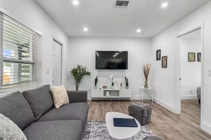Charming North Miami Home with Private Yard - Image 1