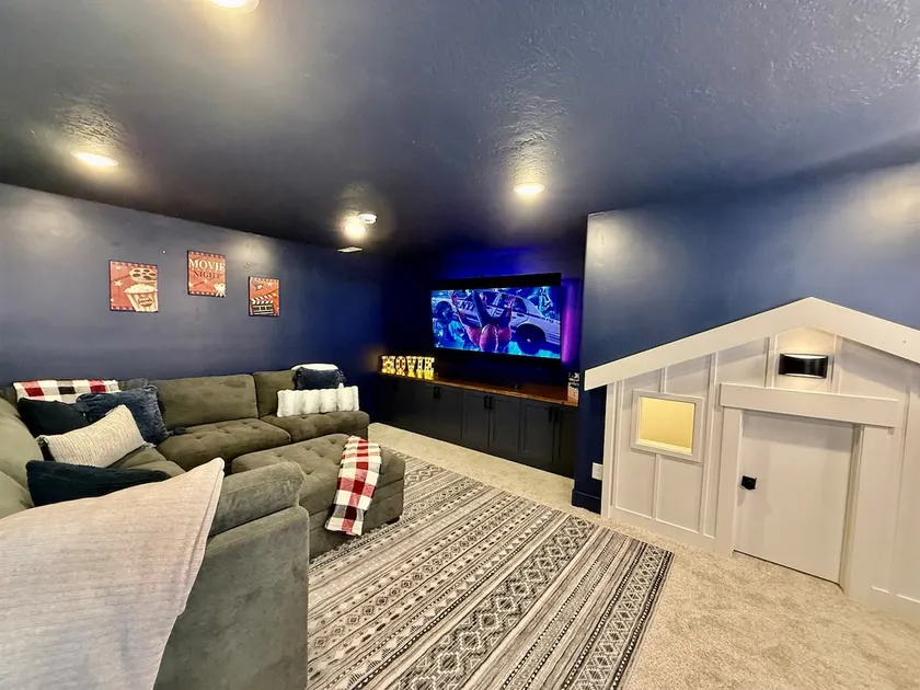 Wasatch View Getaway | Theater & Spa Suite - Image 1