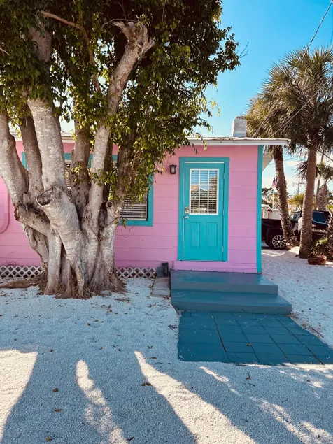 Emerald Beach Cottage - Image 1