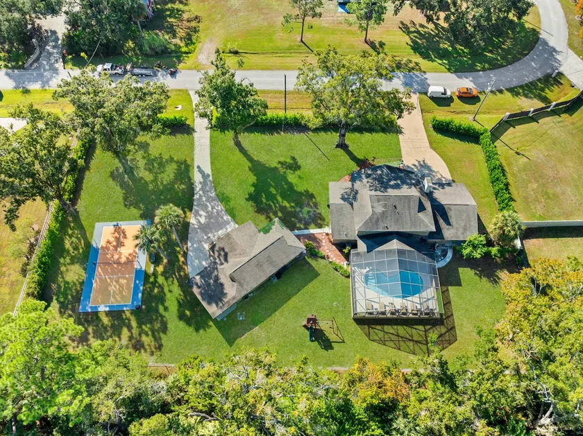Private Pool - Pickleball - Game Room - Sleeps 18! - Image 1
