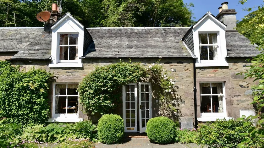 Glen Cottage - Image 1