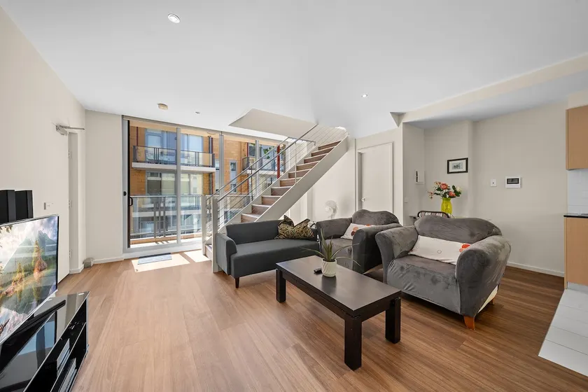 Spacious Apartment with Gym & Pool Access - Image 1