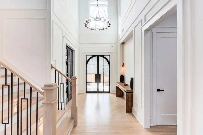 Luxe Lawrenceville, Executive Retreat with Office - Image 1