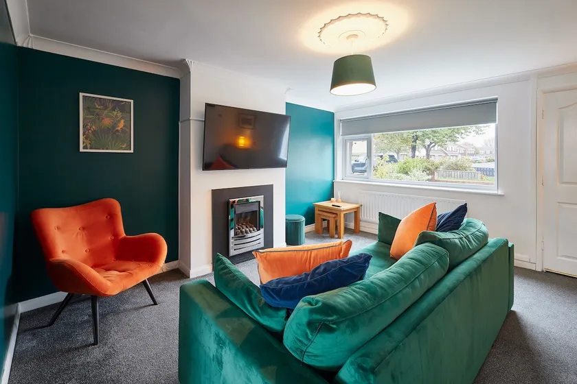 Host & Stay - Osprey Drive - Image 1