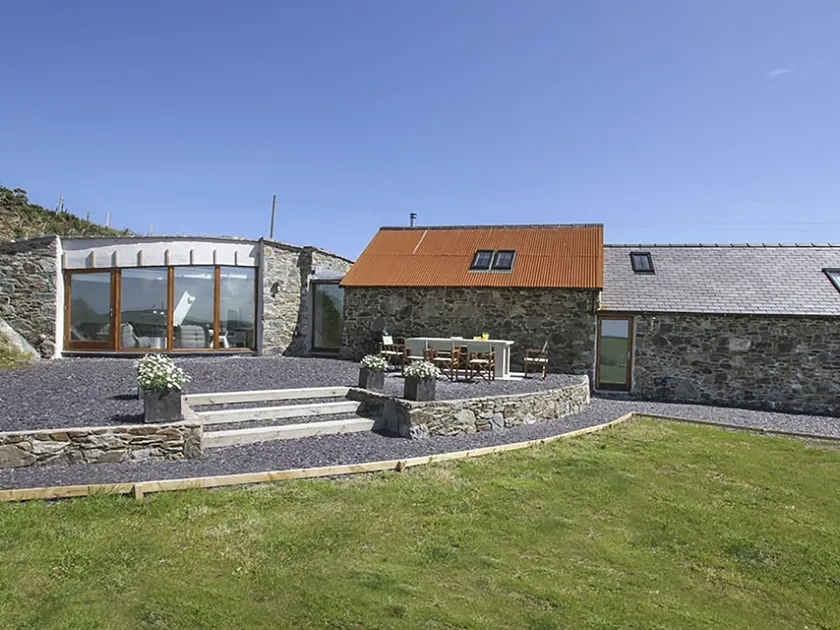 Rhyd Angharad Granges, RHYDWYN - Image 1